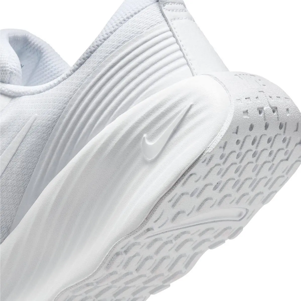 Nike shoes - White/Pure Platinum (UPC: 197600658462) 3