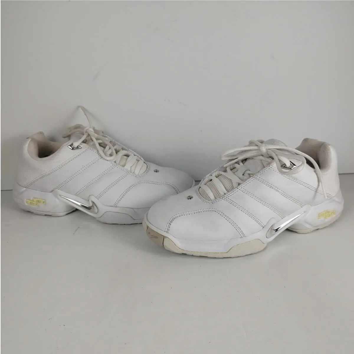 Nike shoes - White 0