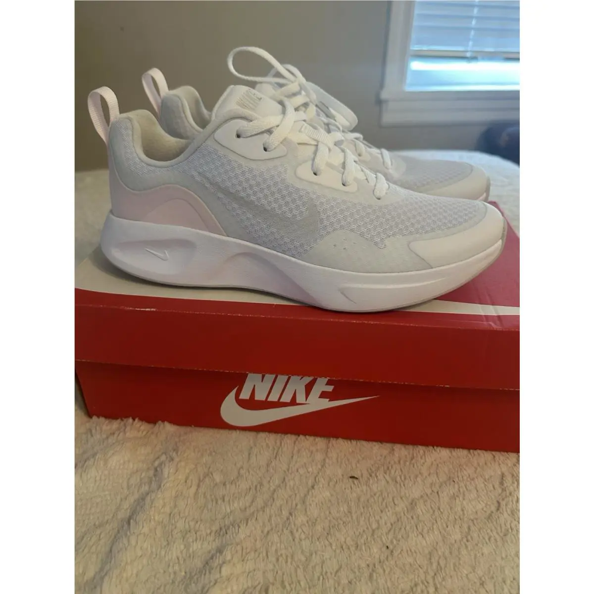 Nike Women`s Wearallday - White/light Bone CJ1677-111 Size 8.5