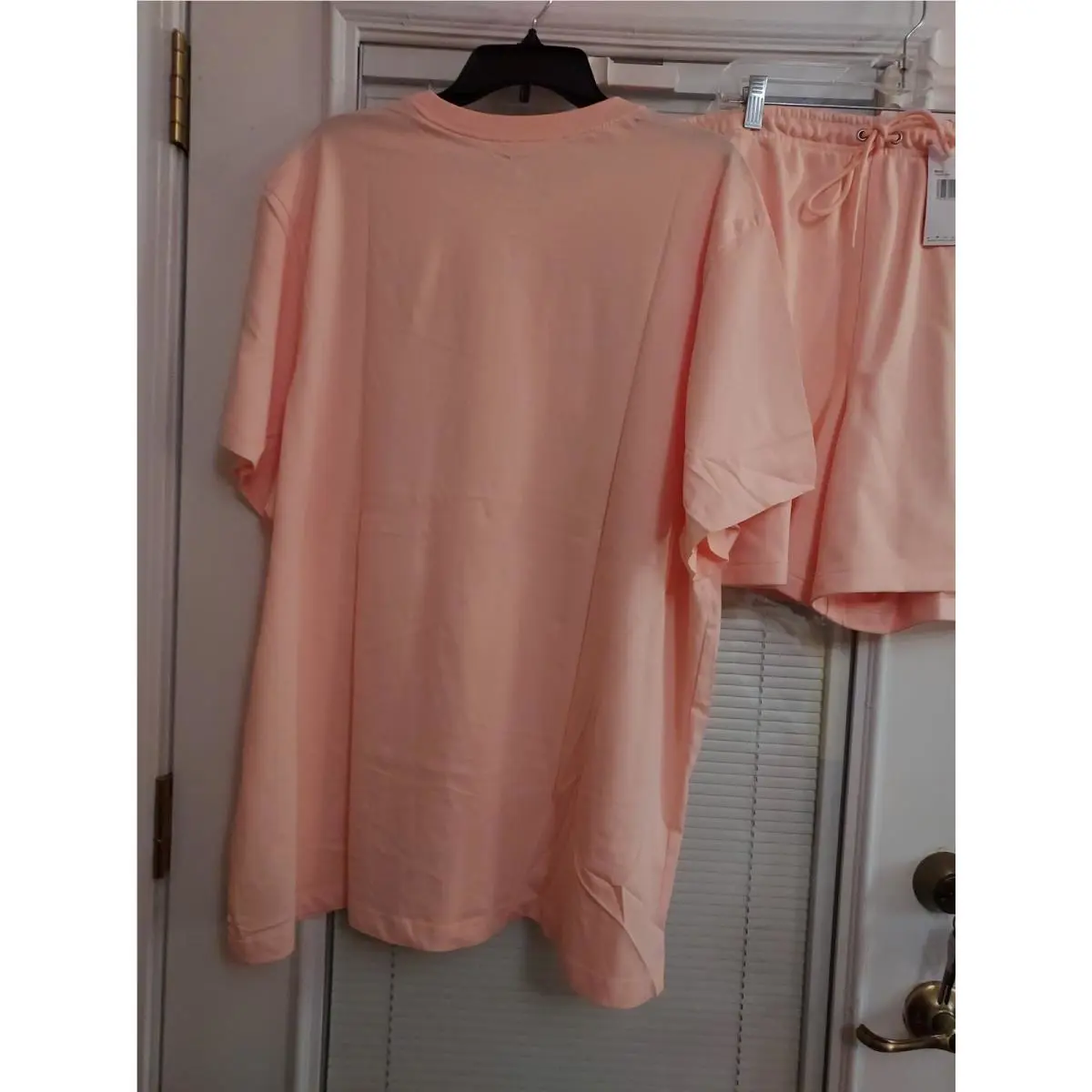 Nike clothing - Guava Ice 4