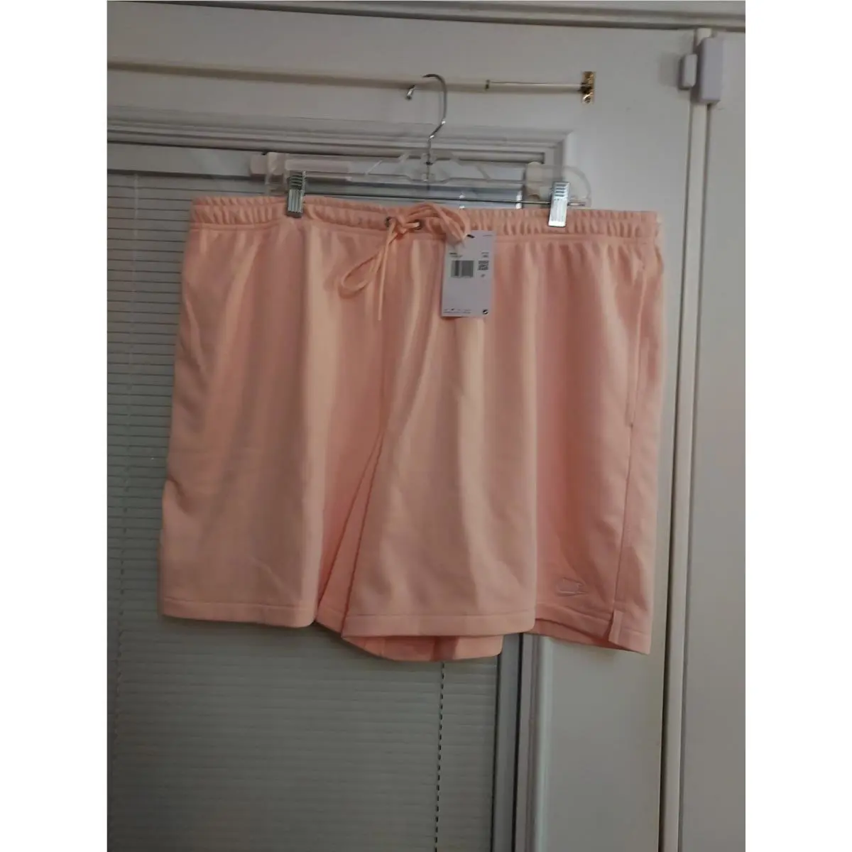 Nike clothing - Guava Ice 5
