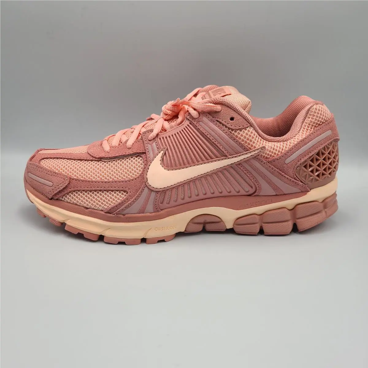 Nike Vomero 5 Red Stardust 2024 - Size 10.0M - HF1553 600