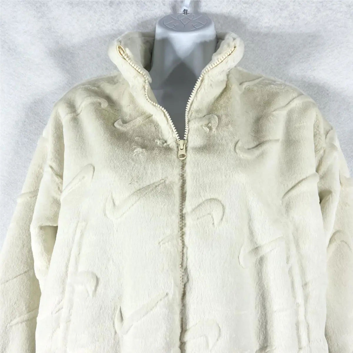 Nike clothing - Nike Kids Jacket Girls FJ6154-113 - Beige 0