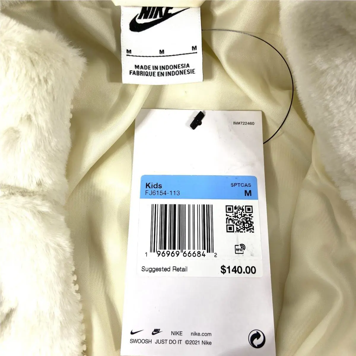 Nike clothing - Nike Kids Jacket Girls FJ6154-113 - Beige 5