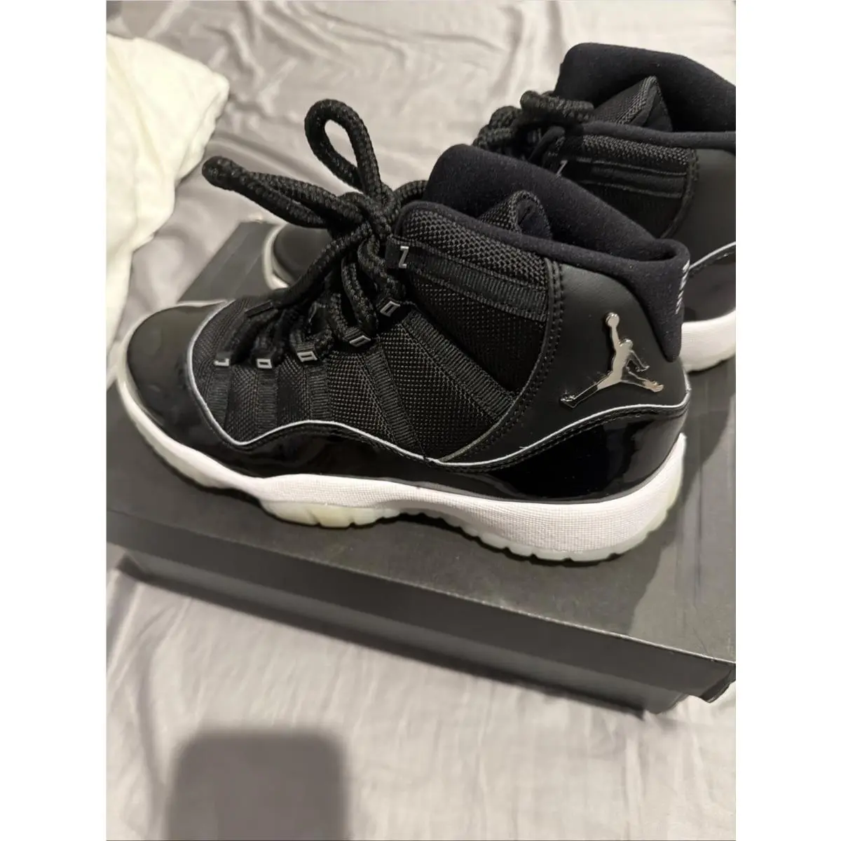 Nike Air Jordan 11 GS `jubilee 25th Anniversary` 378038-011 Youth Size 5.5Y