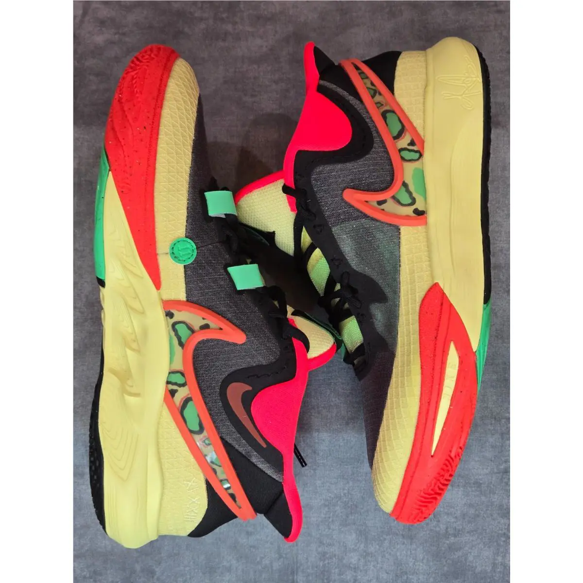 Nike shoes - Multicolor 3