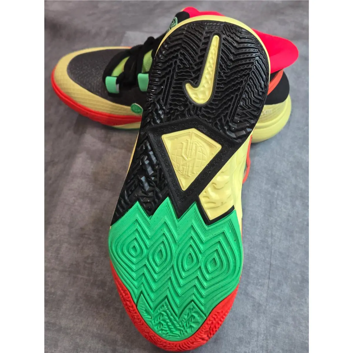 Nike shoes - Multicolor 5