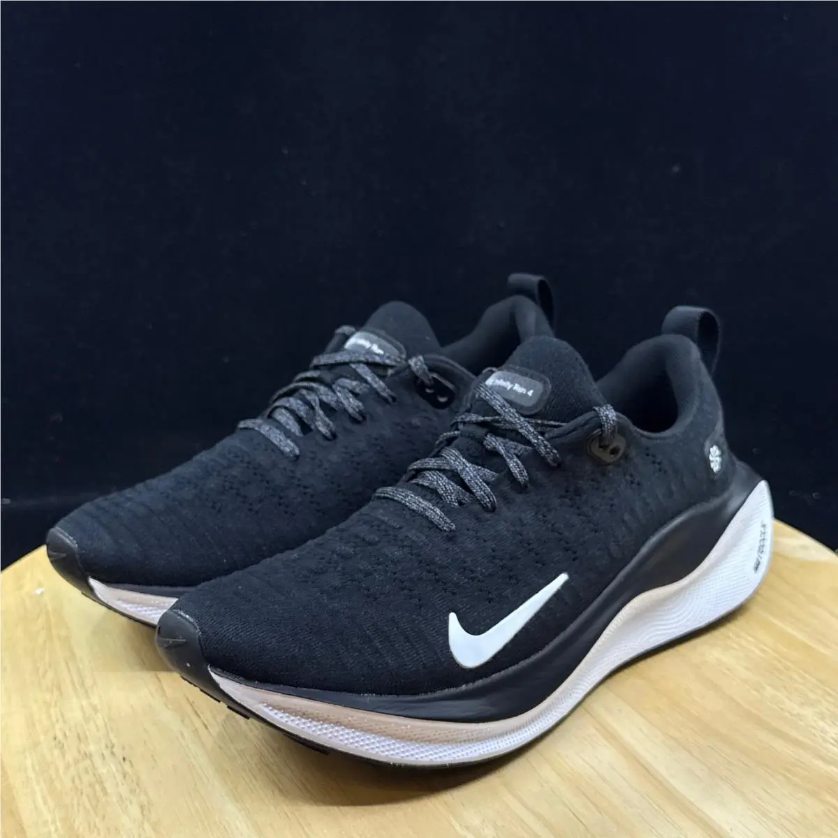 Nike shoes - Black 0