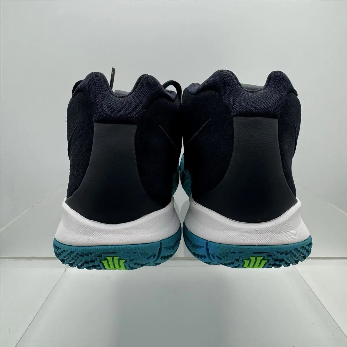 Nike shoes - Nike Kyrie 4 - Kyrie - 943806 401 - Blue 4