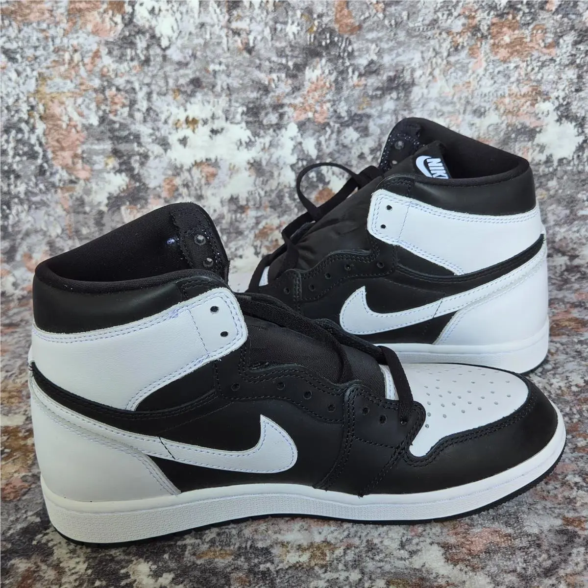 Nike shoes - Nike Air Jordan 1 - Air - Black White 6