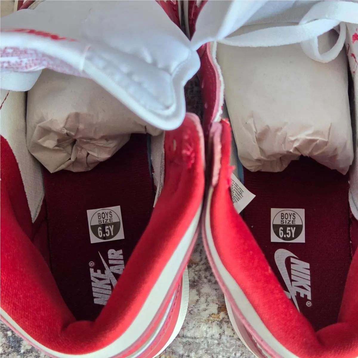 Nike shoes - Air Jordan 1 - Air - White / Team Red 8