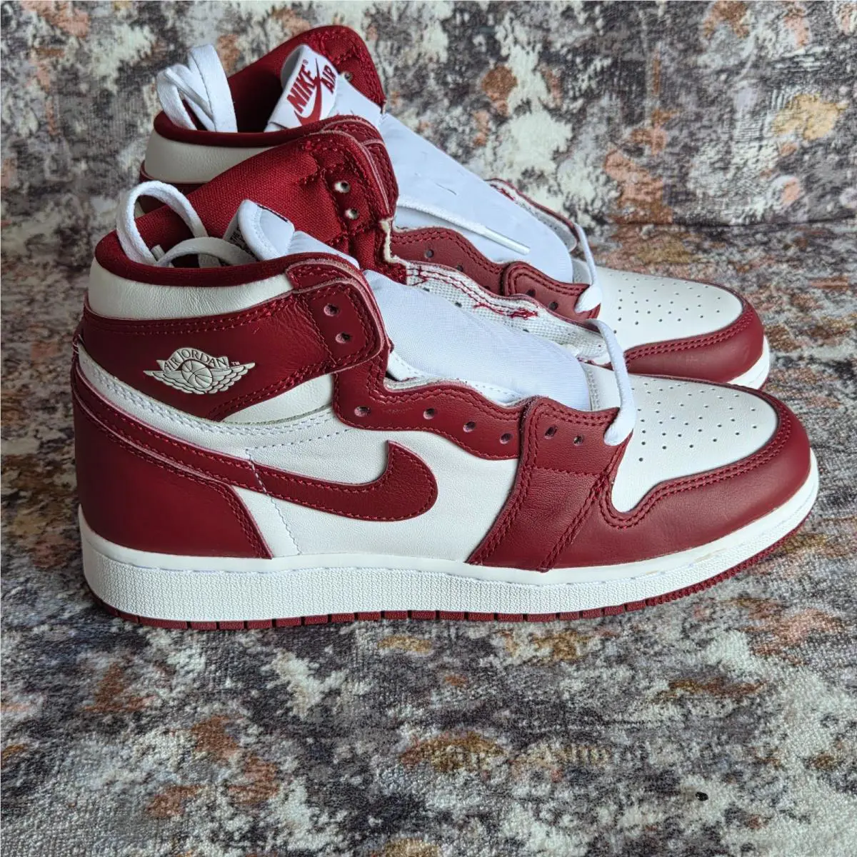 Nike shoes - Air Jordan 1 - Air - White / Team Red 4