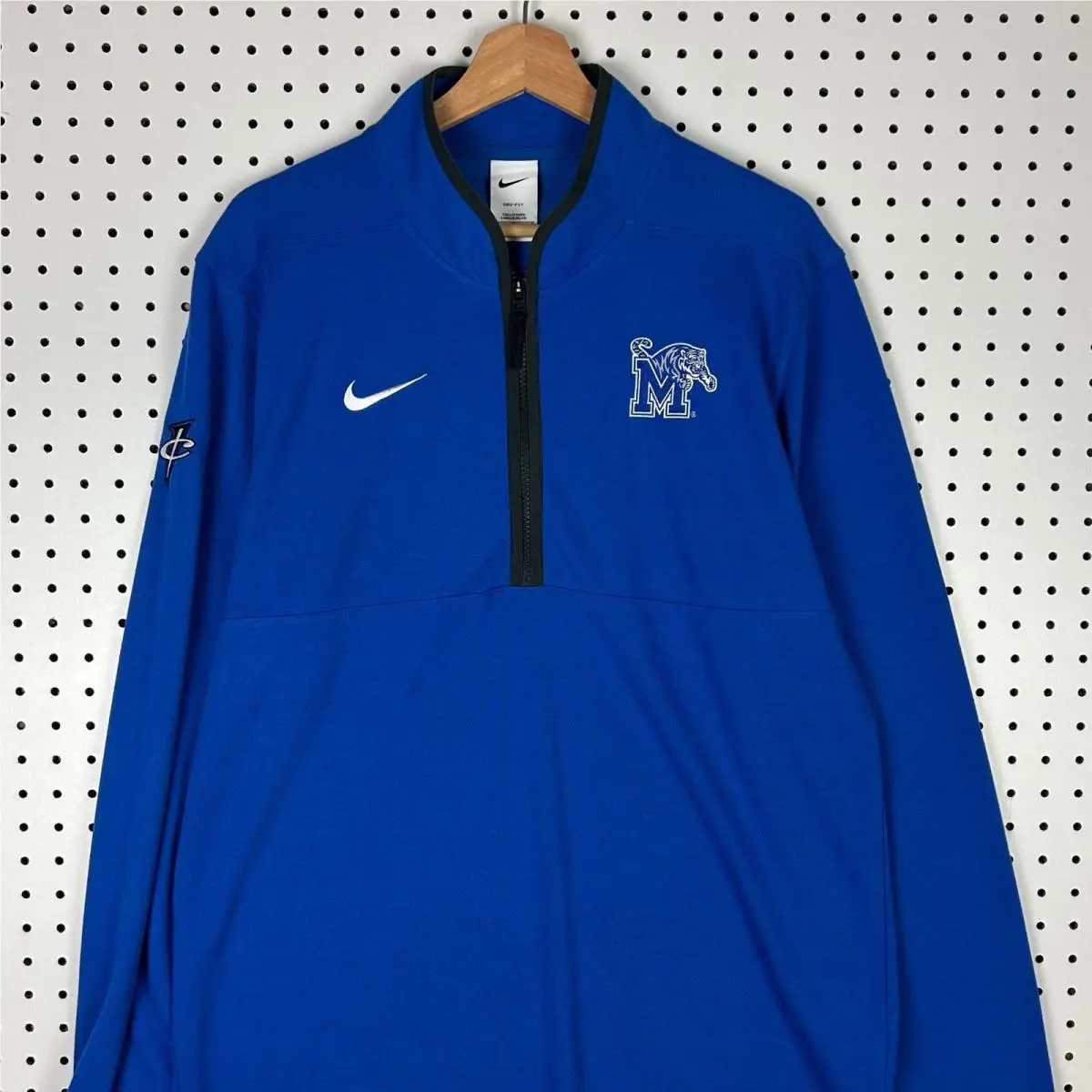 Nike clothing - Blue 1