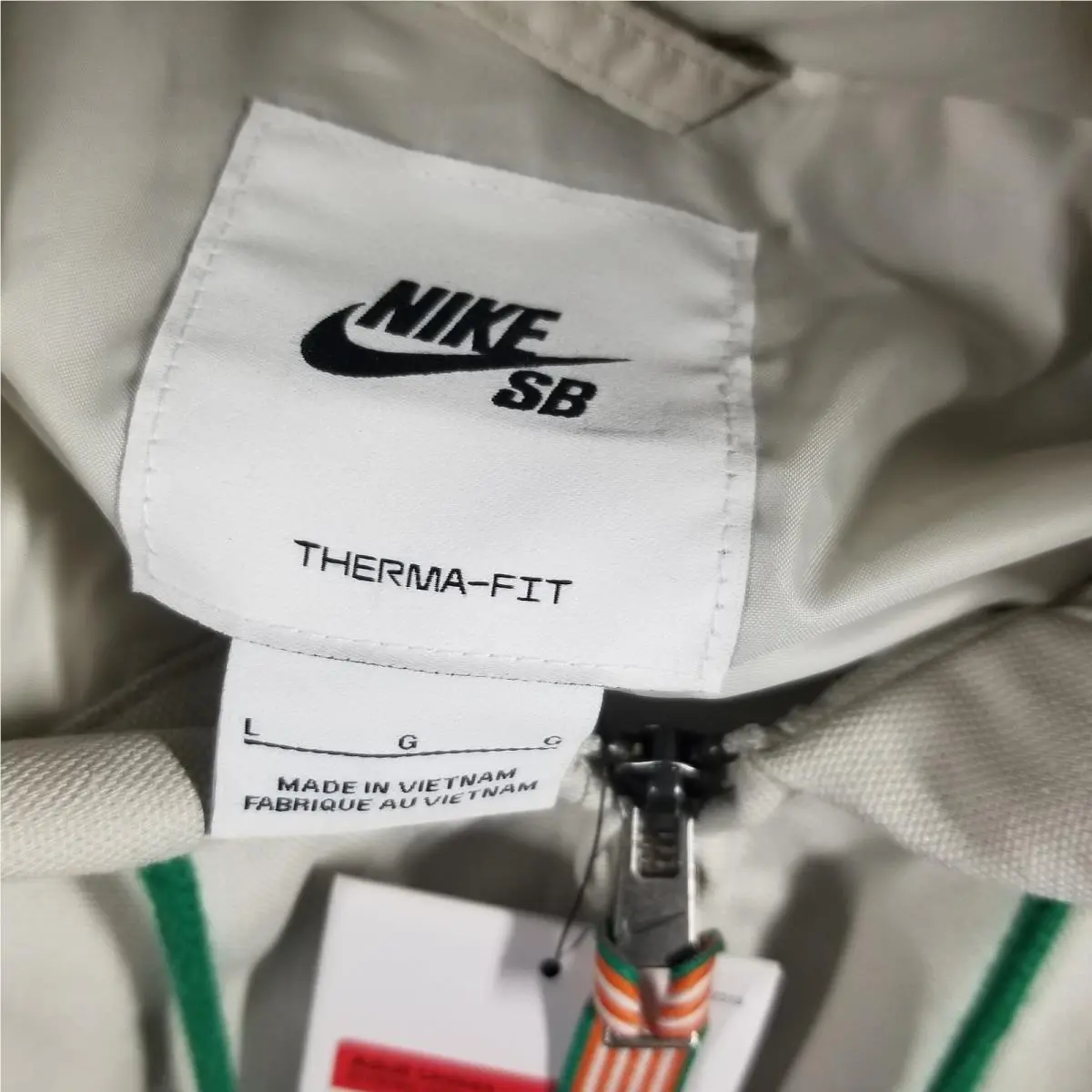 Nike clothing - DV9065-072 - DV9065072 - White 3