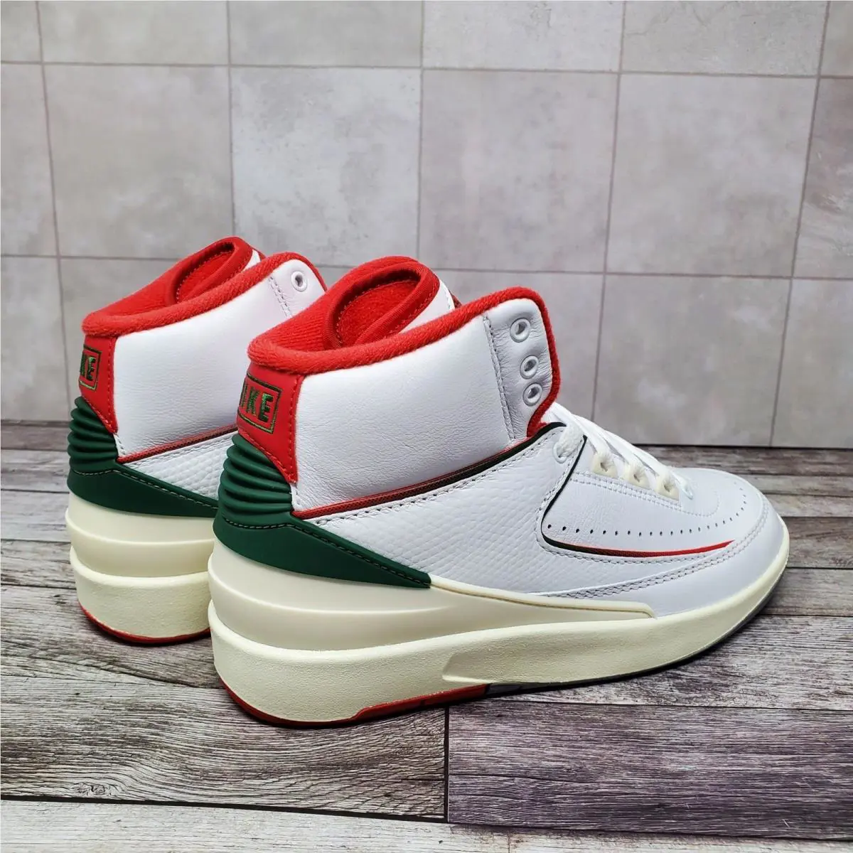 Nike shoes - Air Jordan 2 Retro GS - White 5