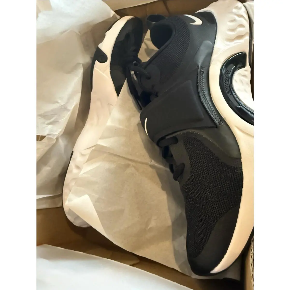 Nike shoes - Nike 8 - Black 9