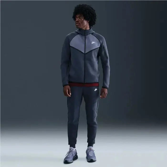 Nike clothing - Thunder Blue/Diffused Blue/Metallic Silver 1