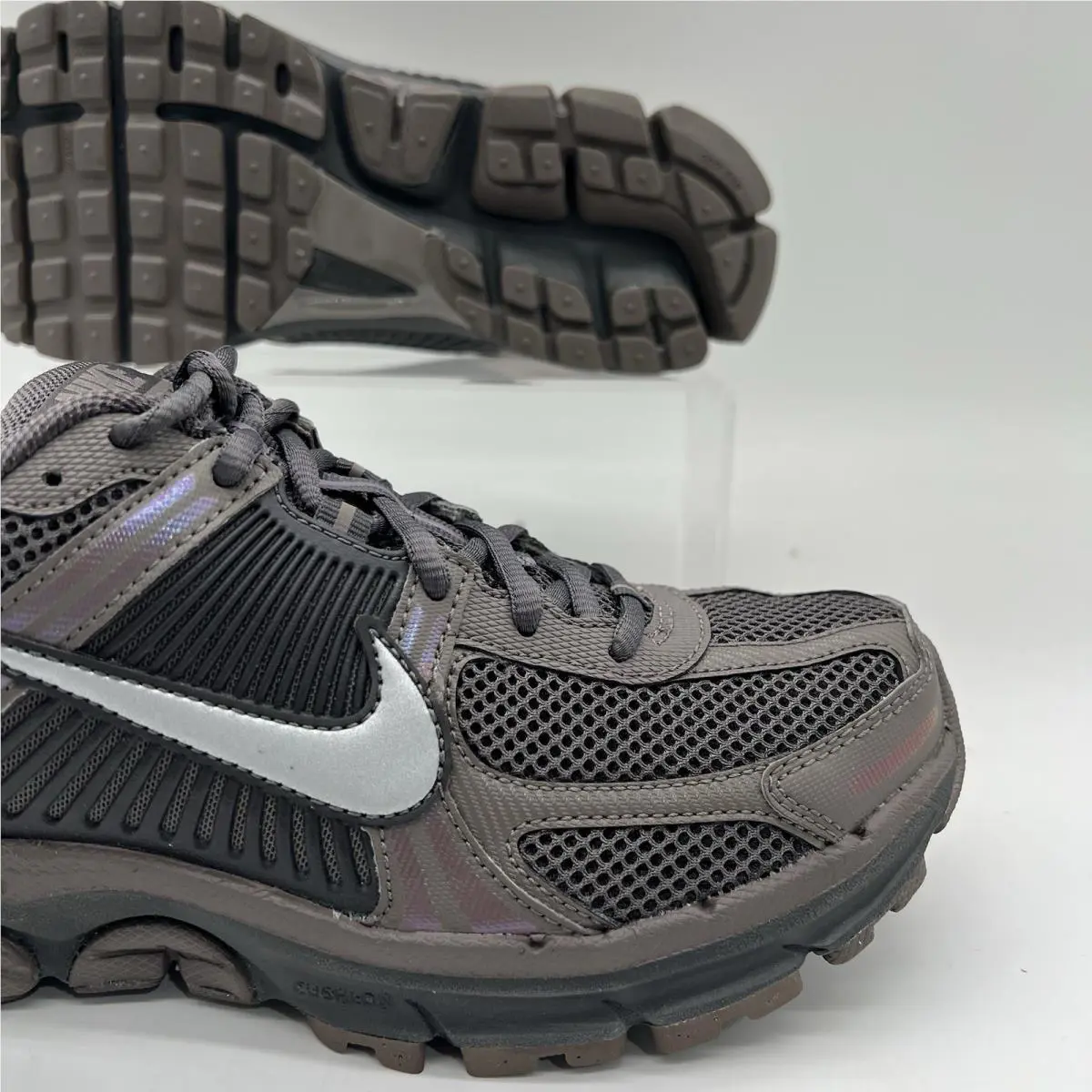 Nike shoes - Nike Vomero - Vomero - HF5493-201 - Brown 0