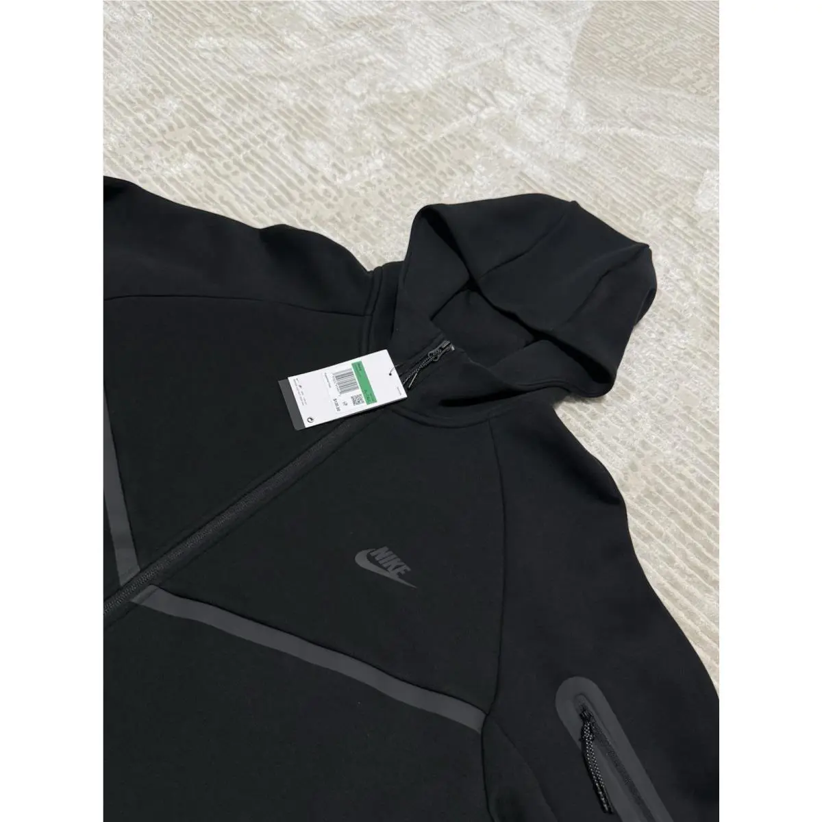 Nike clothing - Black 1