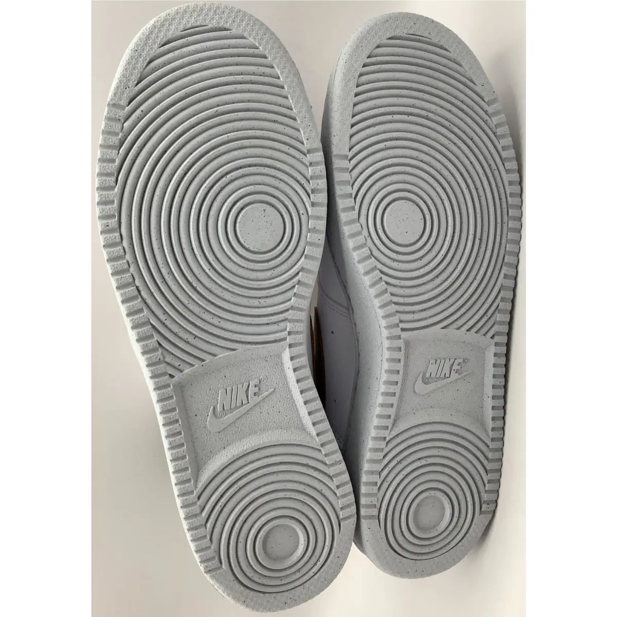 Nike shoes - DH3158105 - DH3158-105 - White (UPC: 196153960374) 4