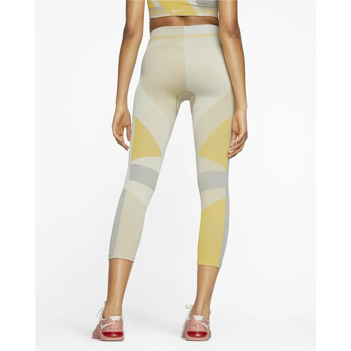 Nike clothing - Multicolor (UPC: 193659102826) 1