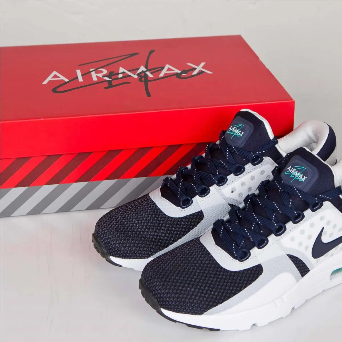 Nike shoes - White/Navy 5
