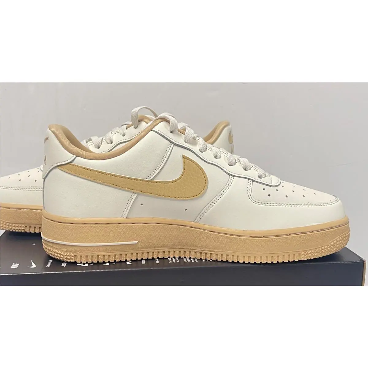Nike shoes - FZ3597133 - FZ3597-133 - SAIL SESAME (UPC: 196976331801) 5