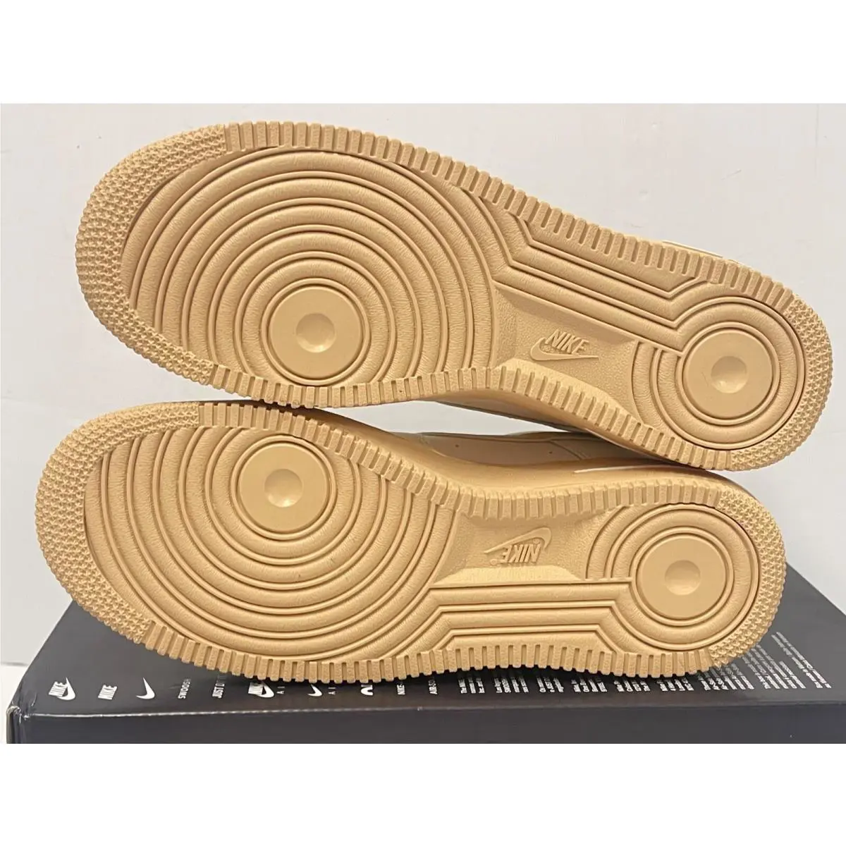 Nike shoes - FZ3597133 - FZ3597-133 - SAIL SESAME (UPC: 196976331801) 6