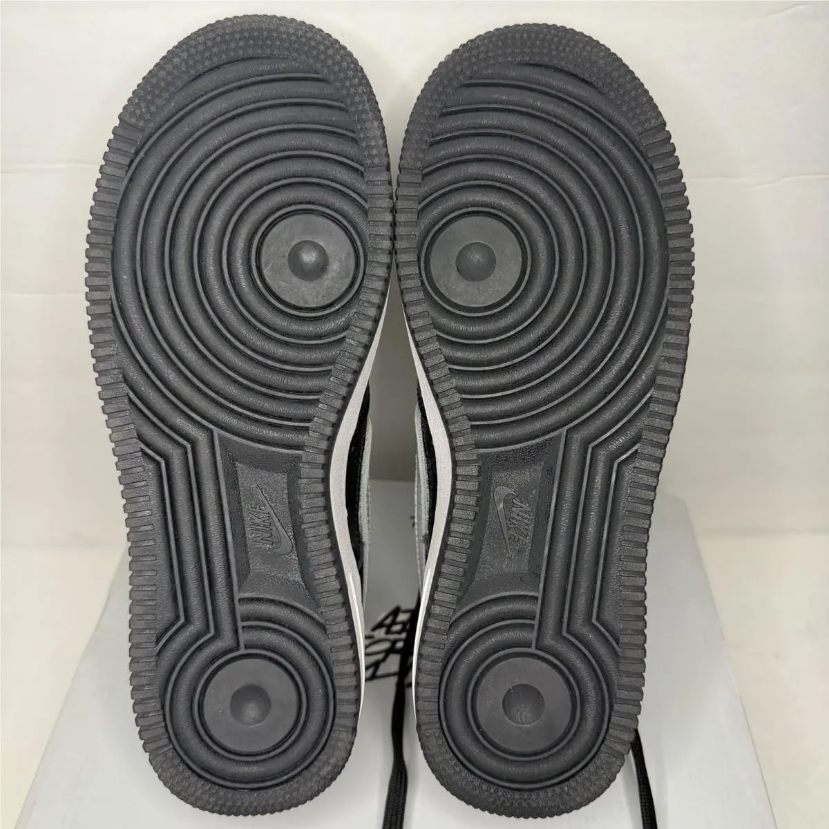 Nike shoes - Nike Air Force 1 - Air Force - Black 3