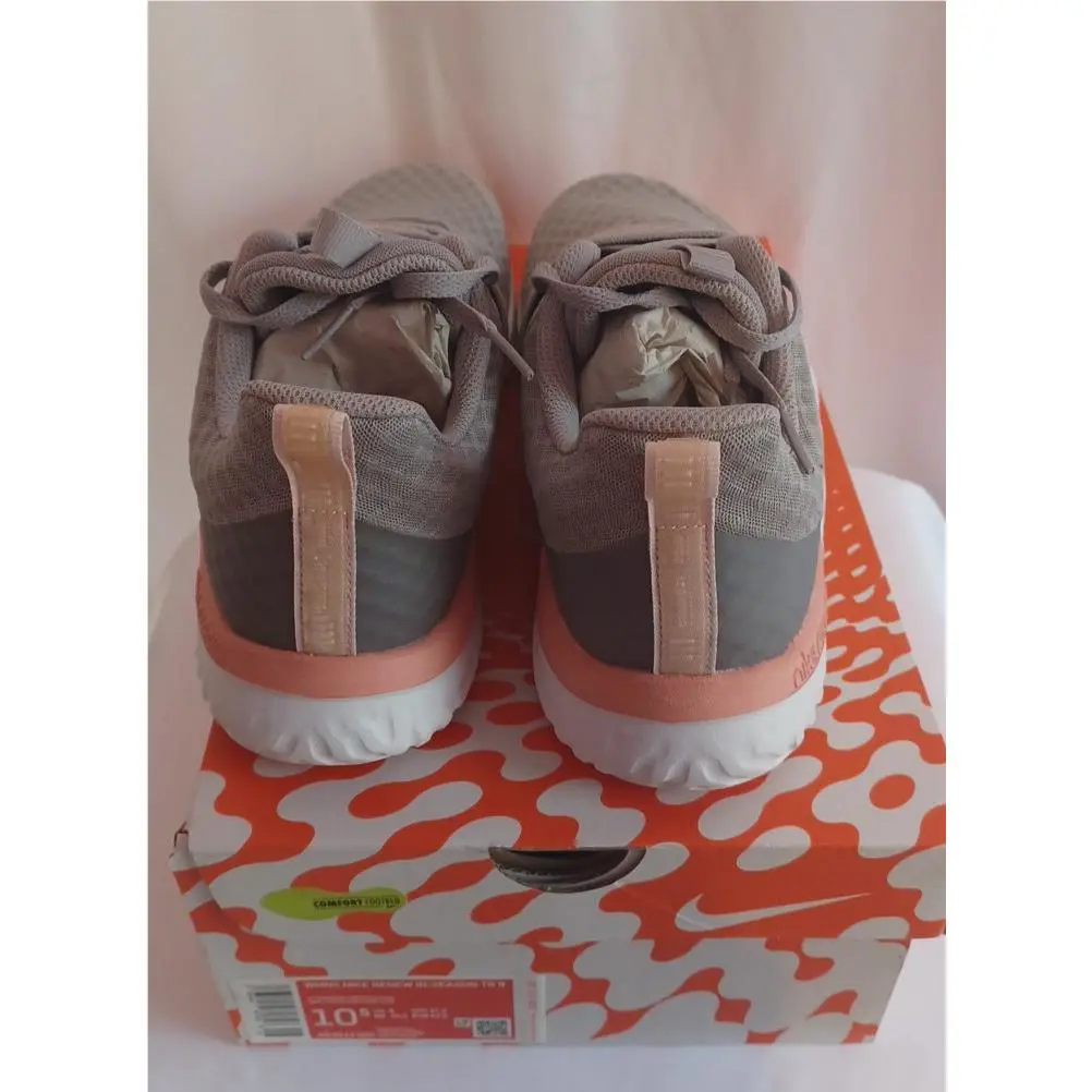 Nike shoes - Nike Renew In-Season - Renew - Gray 1