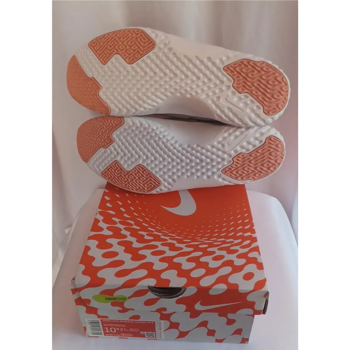 Nike shoes - Nike Renew In-Season - Renew - Gray 3