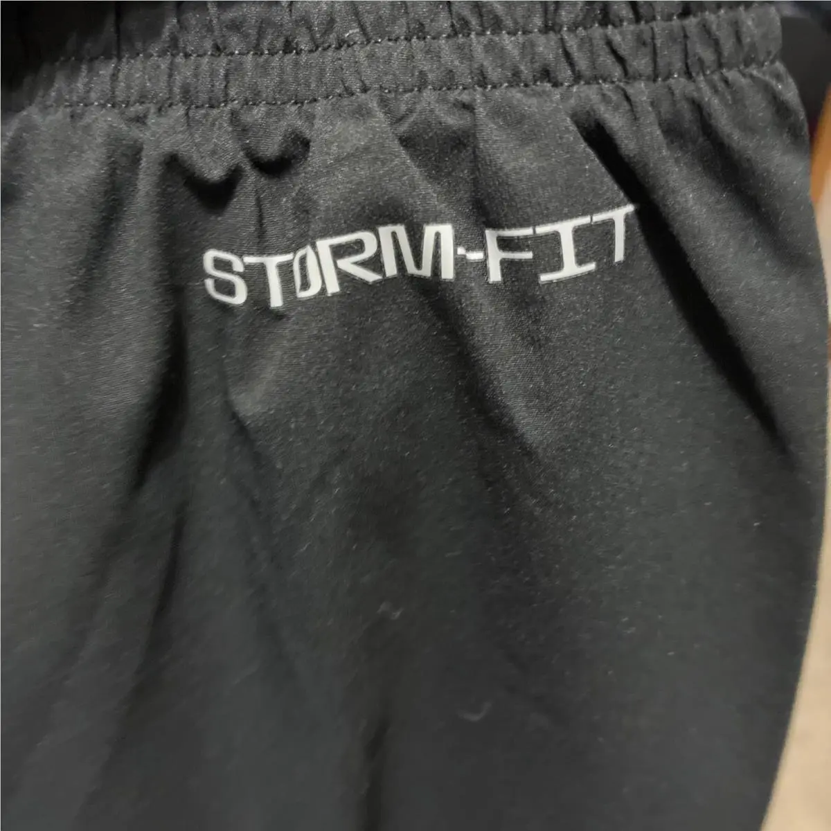 Nike clothing - Black (UPC: 885177681371) 3