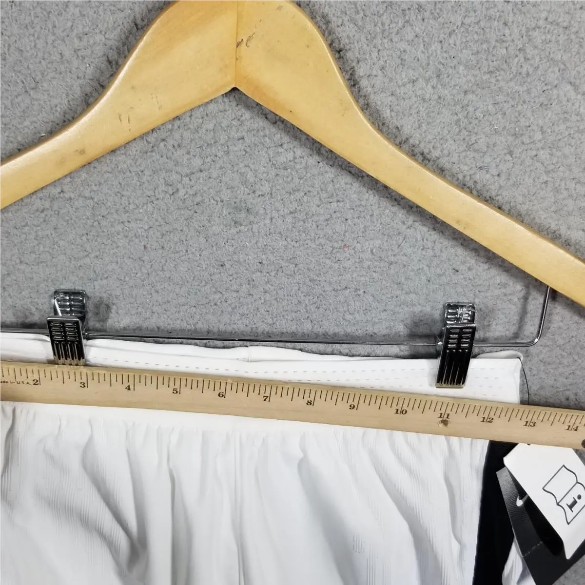 Nike clothing - White 1