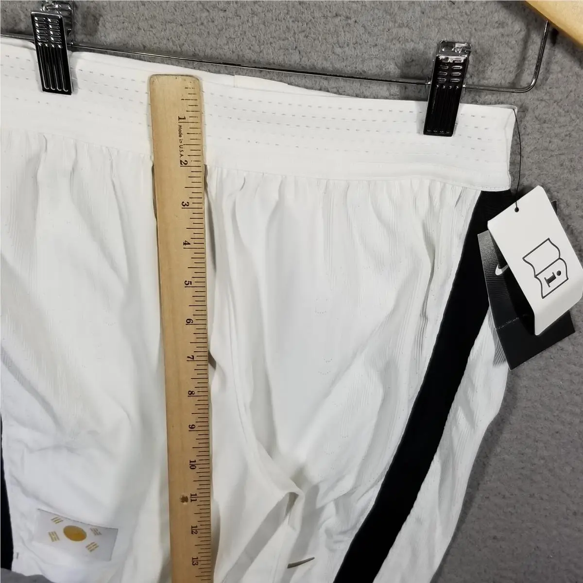 Nike clothing - White 3