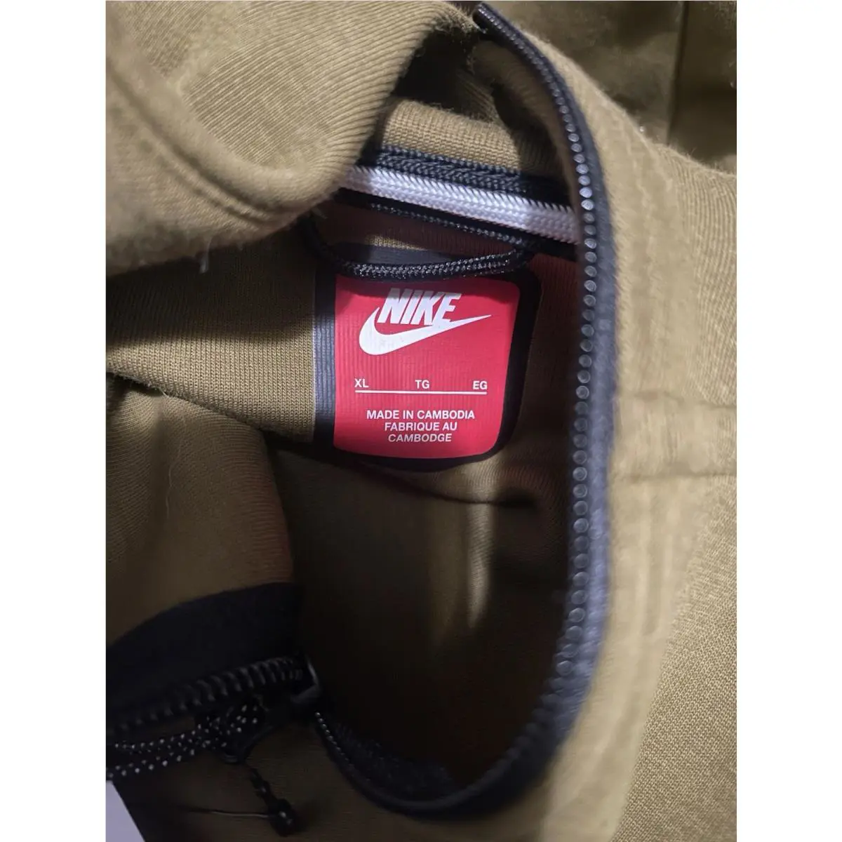Nike clothing - Multicolor (UPC: 0198488909370) 18