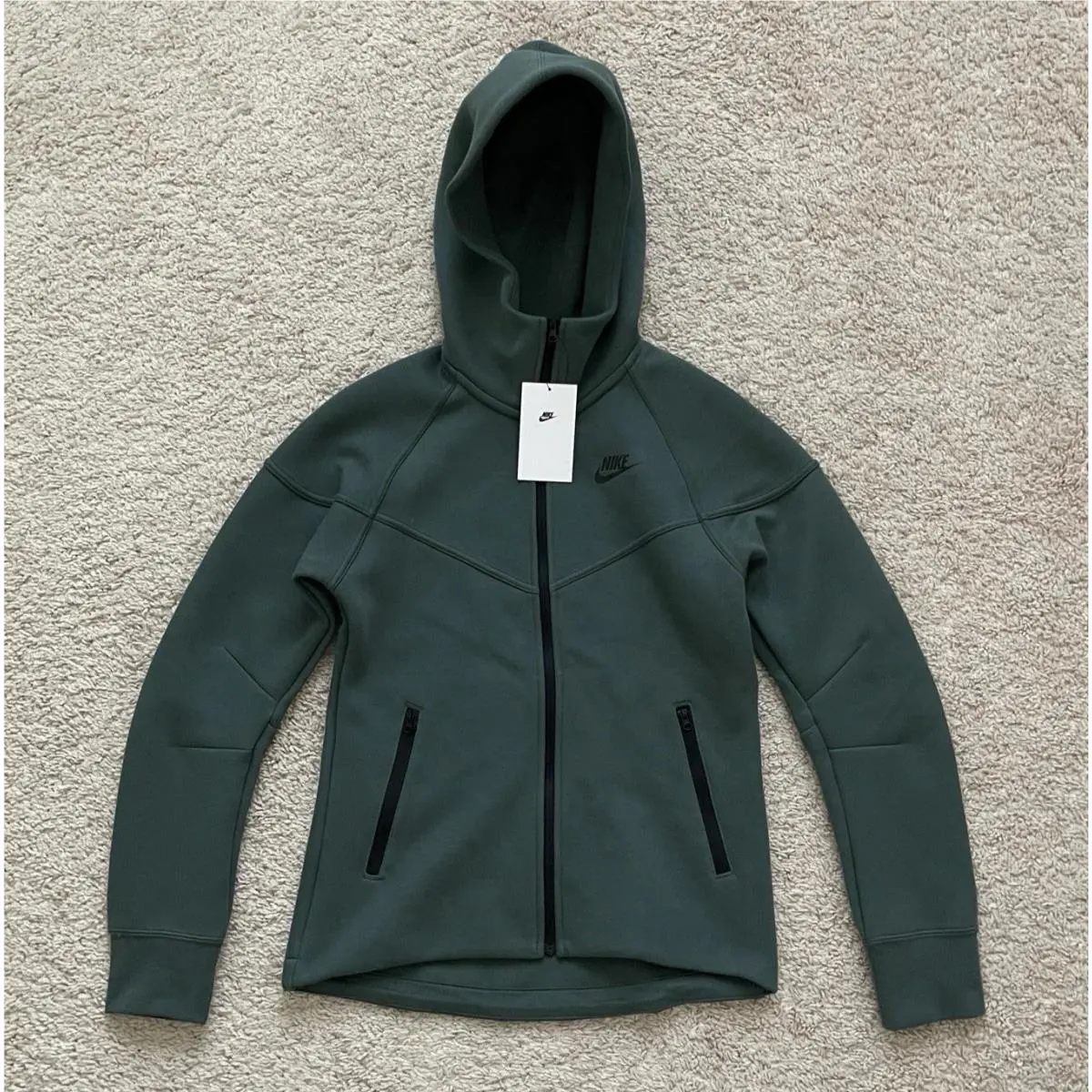 Nike clothing - Nike Tech - Tech - FB8338-338 FB8338338 - Green (UPC: 197600401587) 0