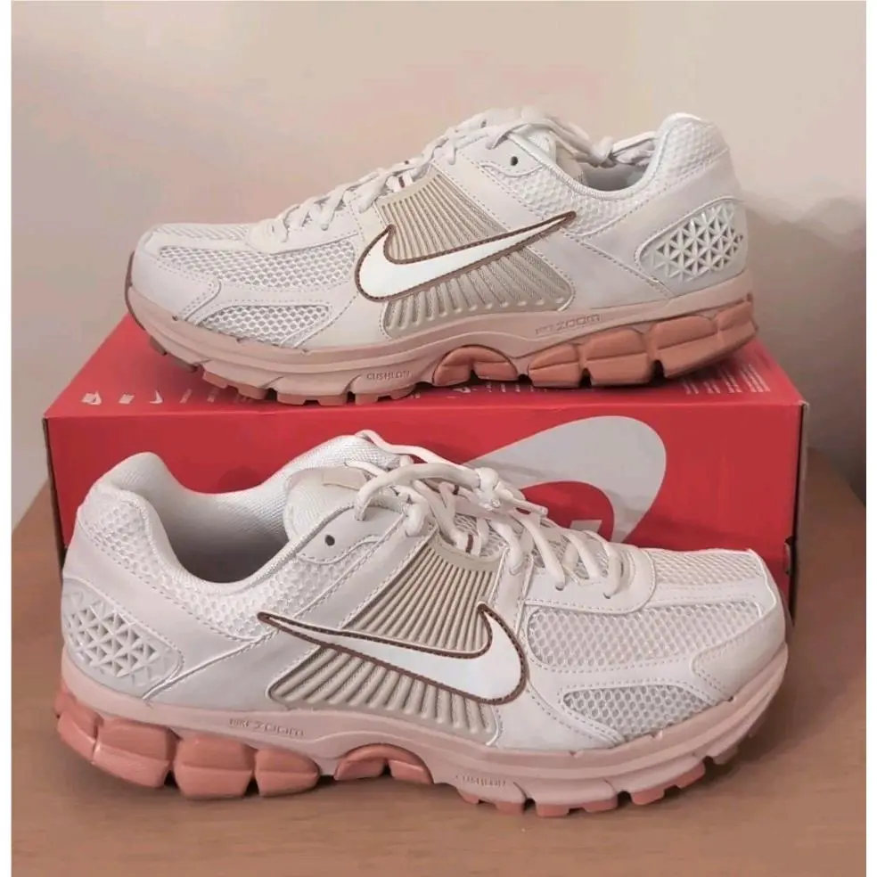 Nike Zoom Vomero 5 Women`s-FJ2028-002 Size 12 / Mens Size 10.5 No Lid
