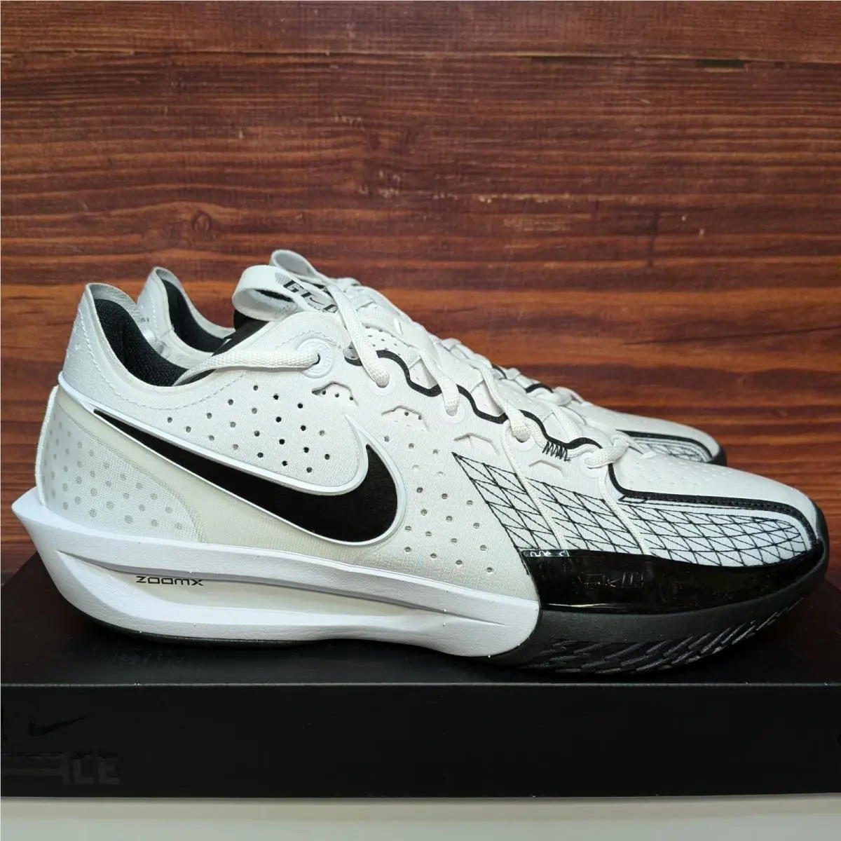 Nike Air Zoom GT Cut 3 TB Promo Men`s Size 11 White Black Shoes HJ7022-101
