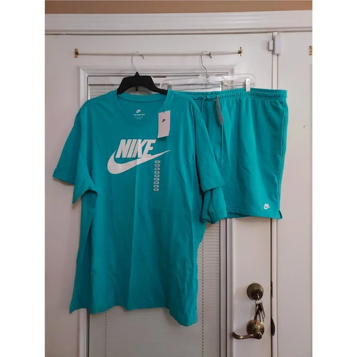 Nike clothing - Turquoise 1