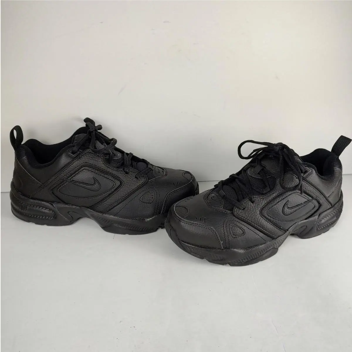 Nike shoes - Black 0