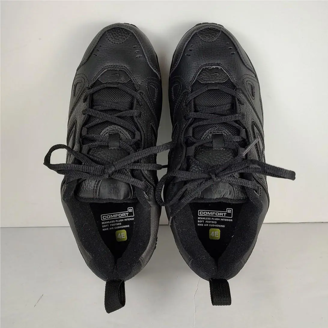 Nike shoes - Black 3