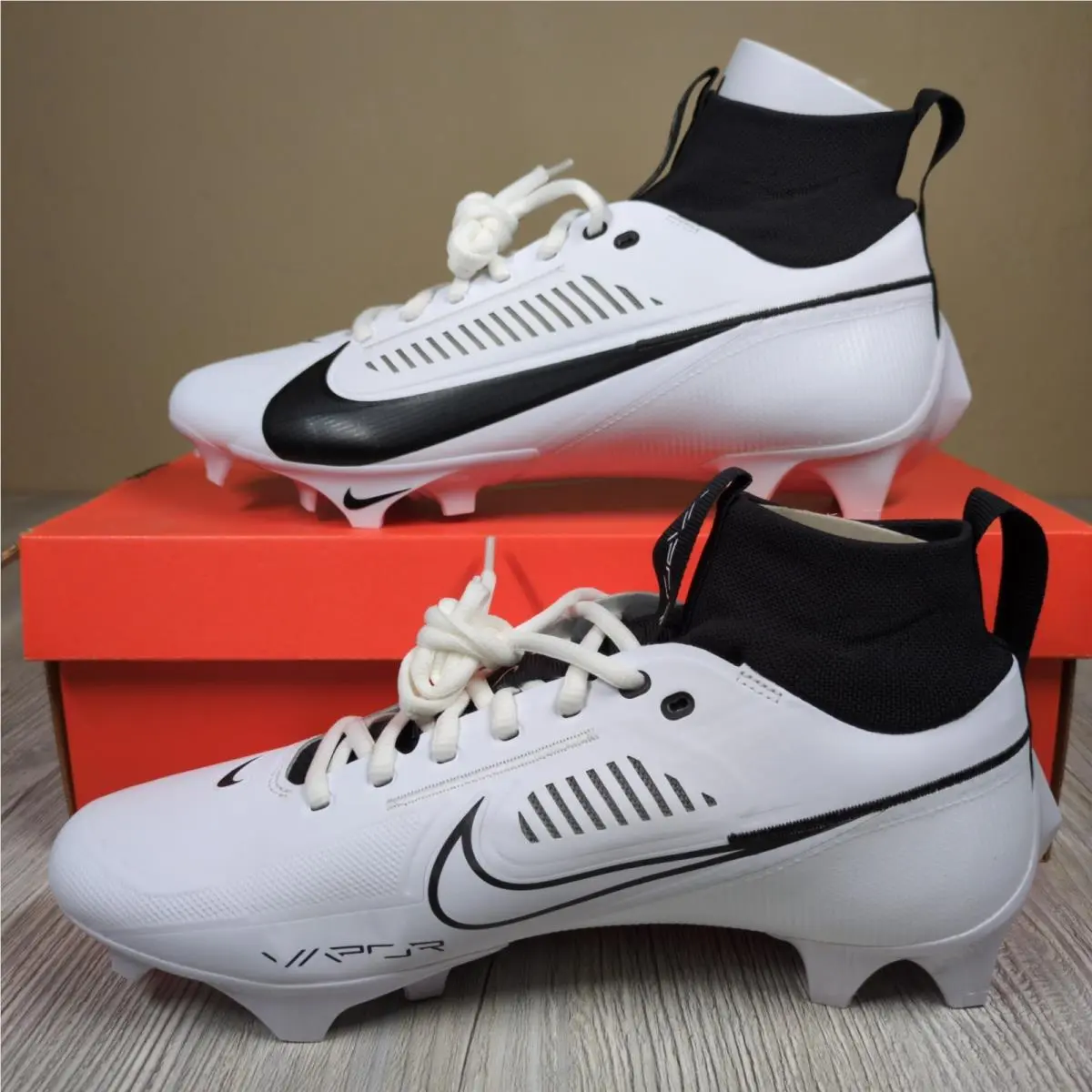 Nike shoes - FN7770100 - FN7770-100 - White 0