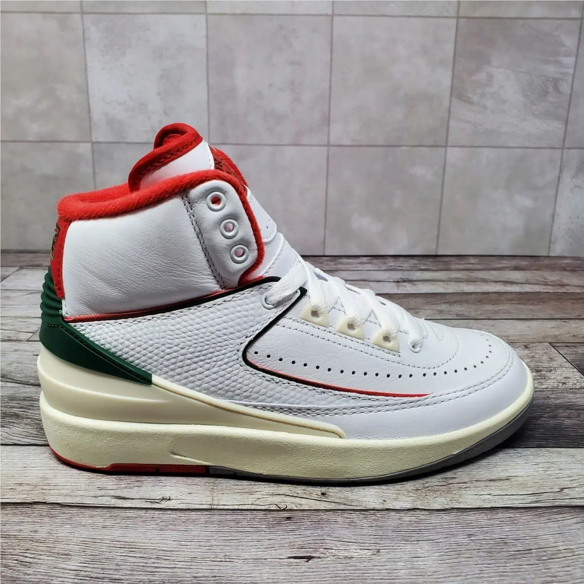 Nike shoes - And Jordan 2 Retro GS - White 2