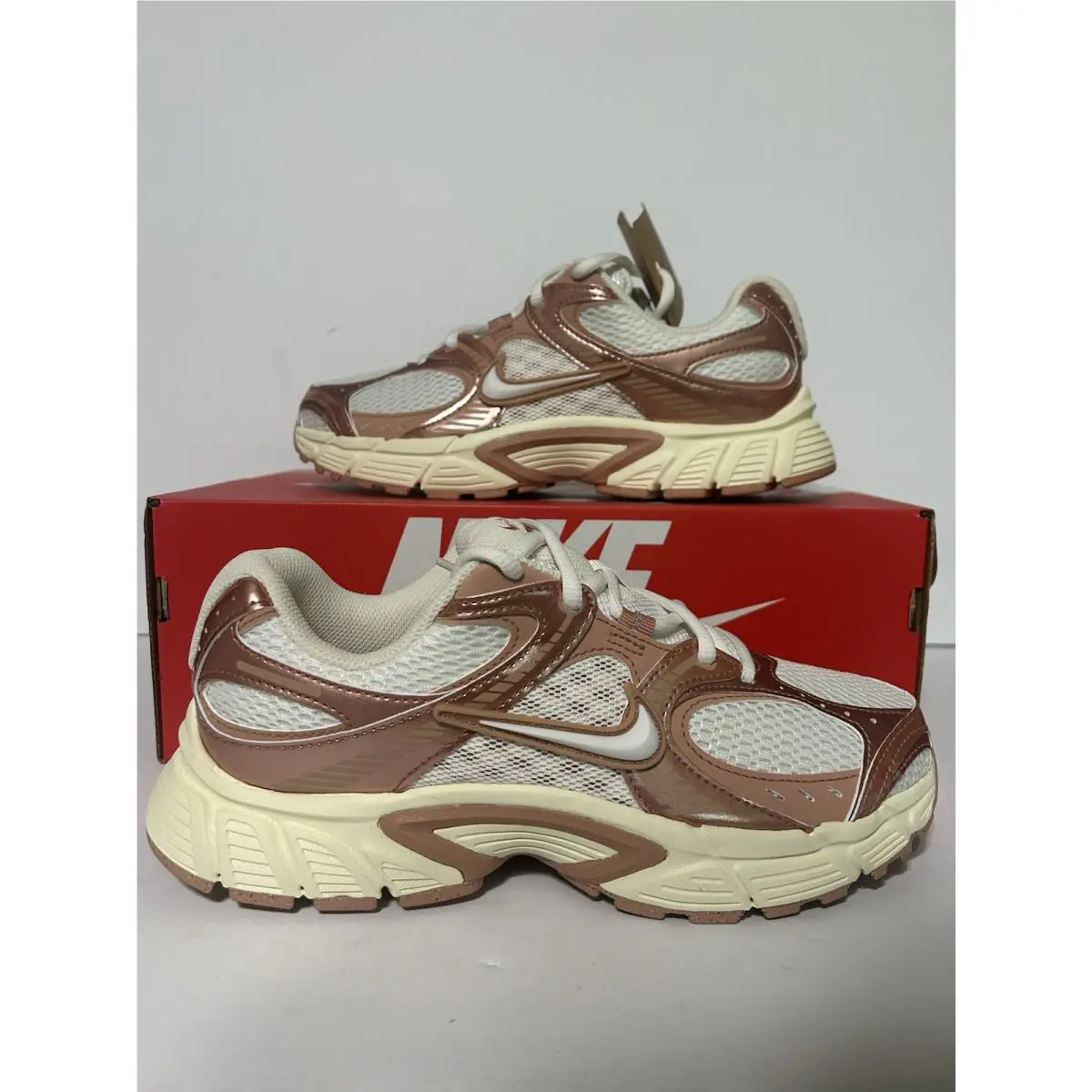 Nike V5 Rnr Womens Running Shoes Sneakers Size 8 White / Rose Gold IQ9426 133