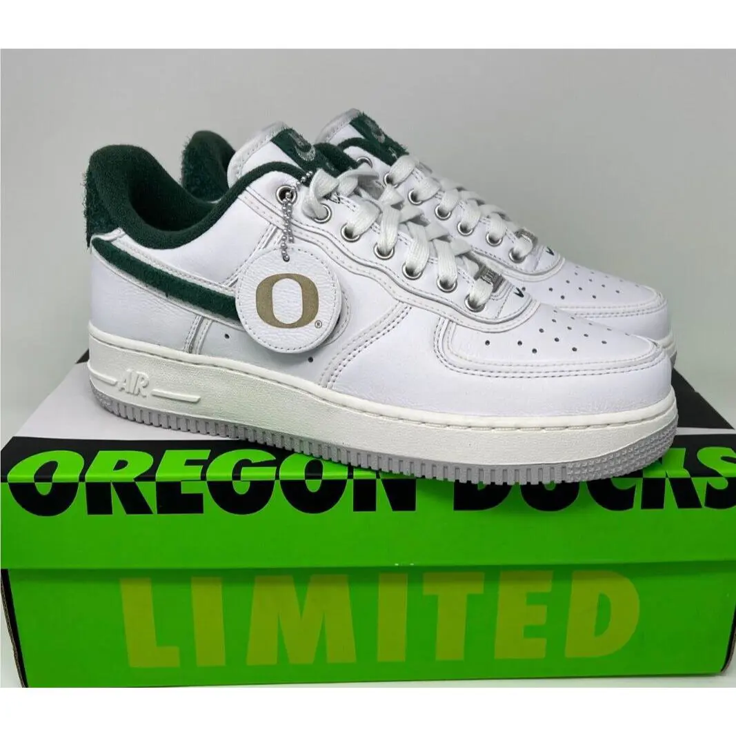 Nike Air Force 1 Low `07 Premium University of Oregon PE Shoes Size 7.5