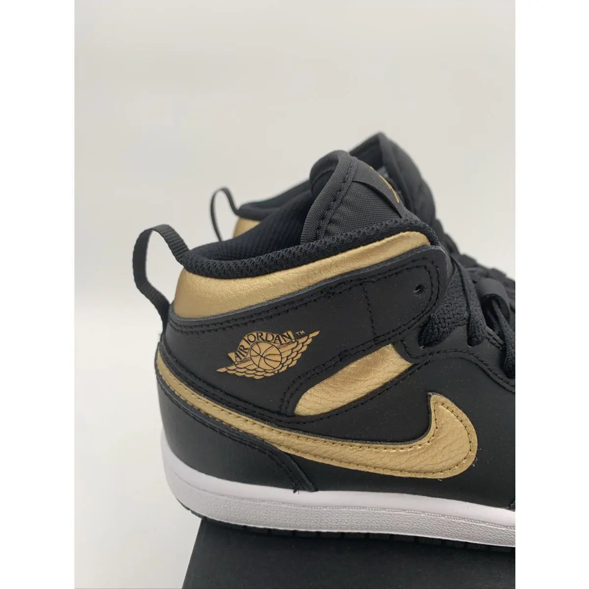 Nike shoes - Air Jordan 1 Mid - Air Mid - DQ8424-071 - Multicolor 0