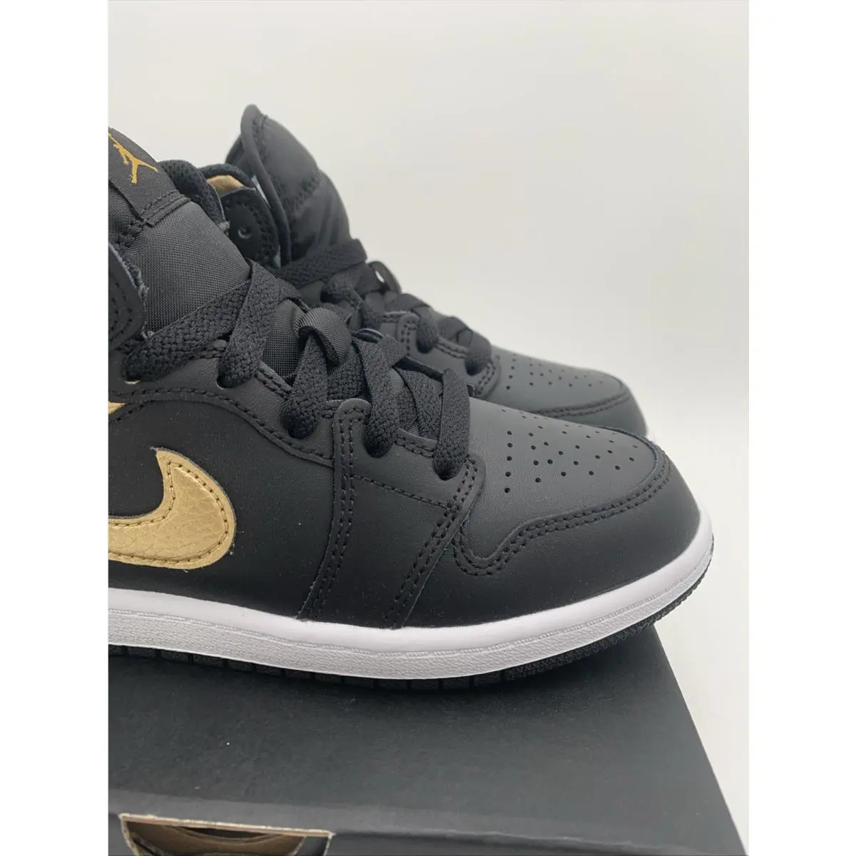 Nike shoes - Air Jordan 1 Mid - Air Mid - DQ8424-071 - Multicolor 1