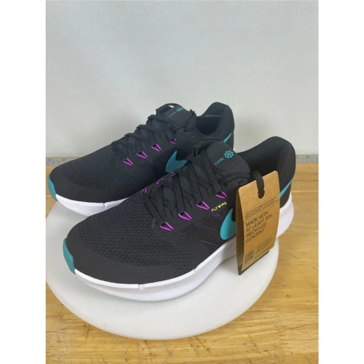 Nike Run Swift 3 Black Teal Womens 8.5 Running Shoes DR2698-009