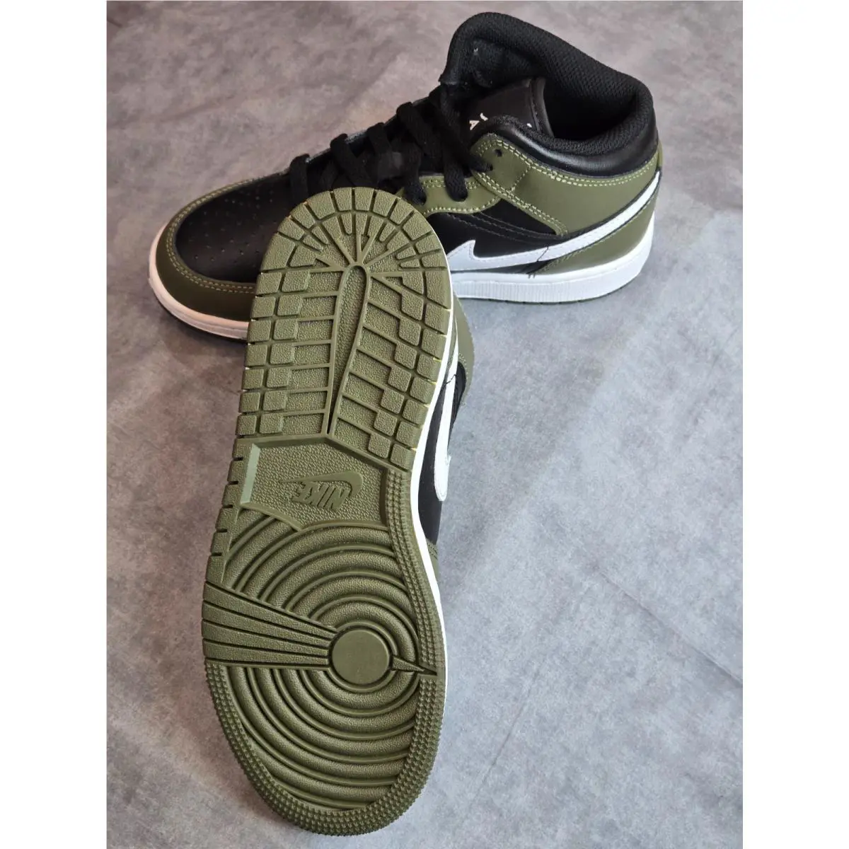 Nike shoes - Nike Air Jordan 1 - Air - DQ8423-092 - Green 5