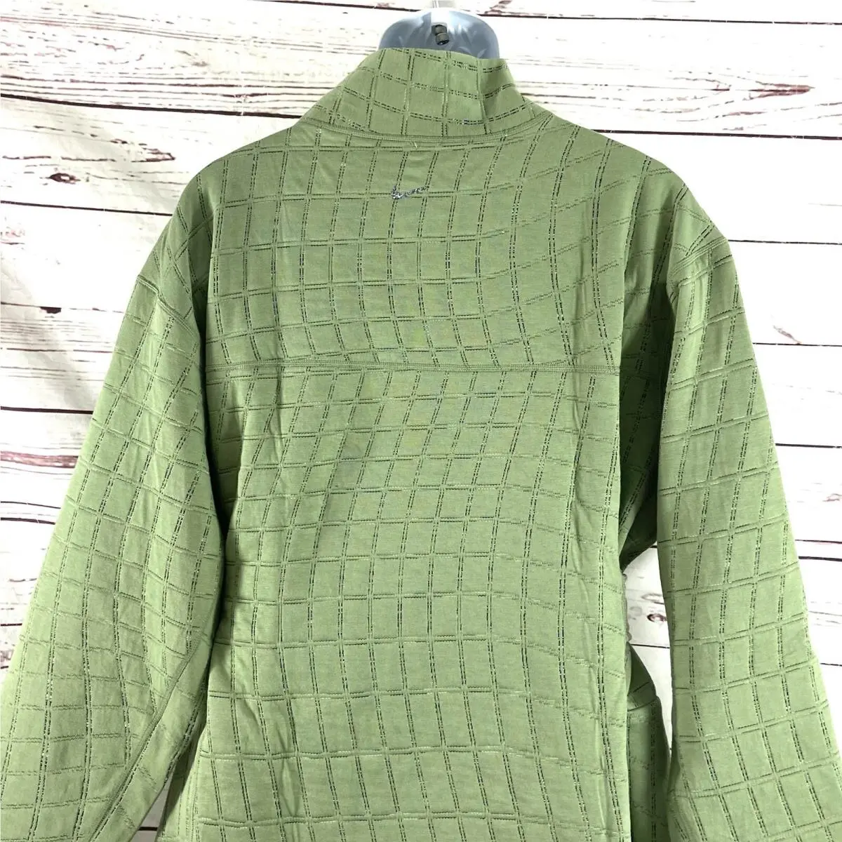 Nike clothing - Nike Therma Fit Yoga - Therma Fit Yoga - DQ6320-386 - Green (UPC: 196150989156) 4